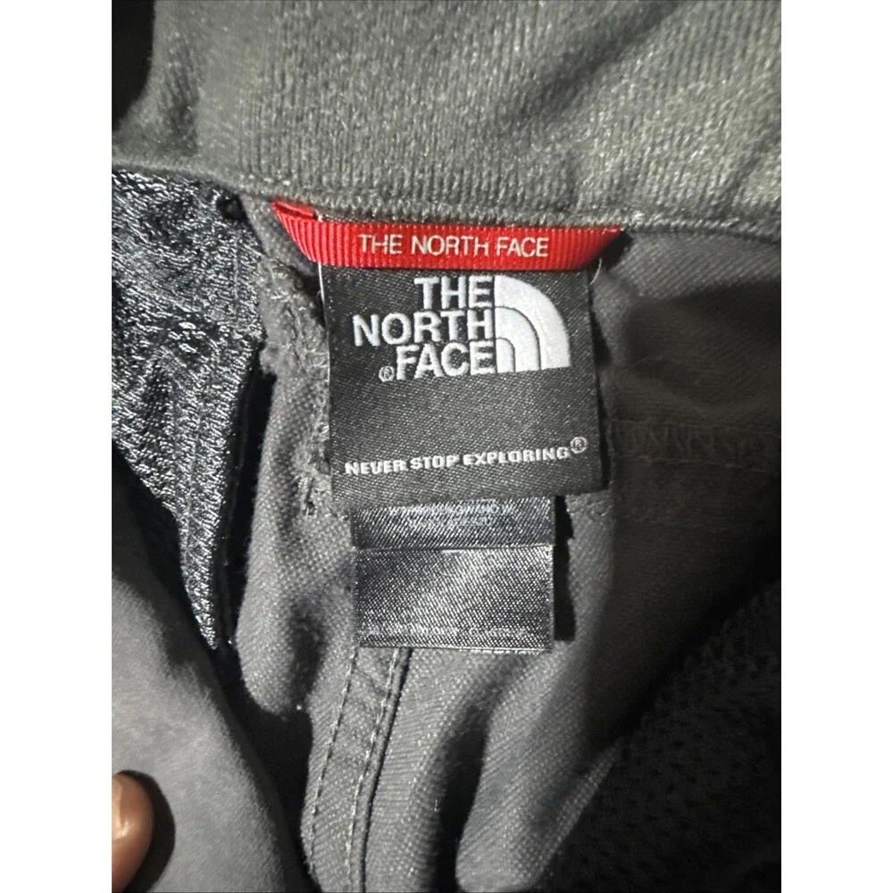 The North Face Men's Straight‎ Paramount 3.0 Short Size 30 Charcoal Gray Belted